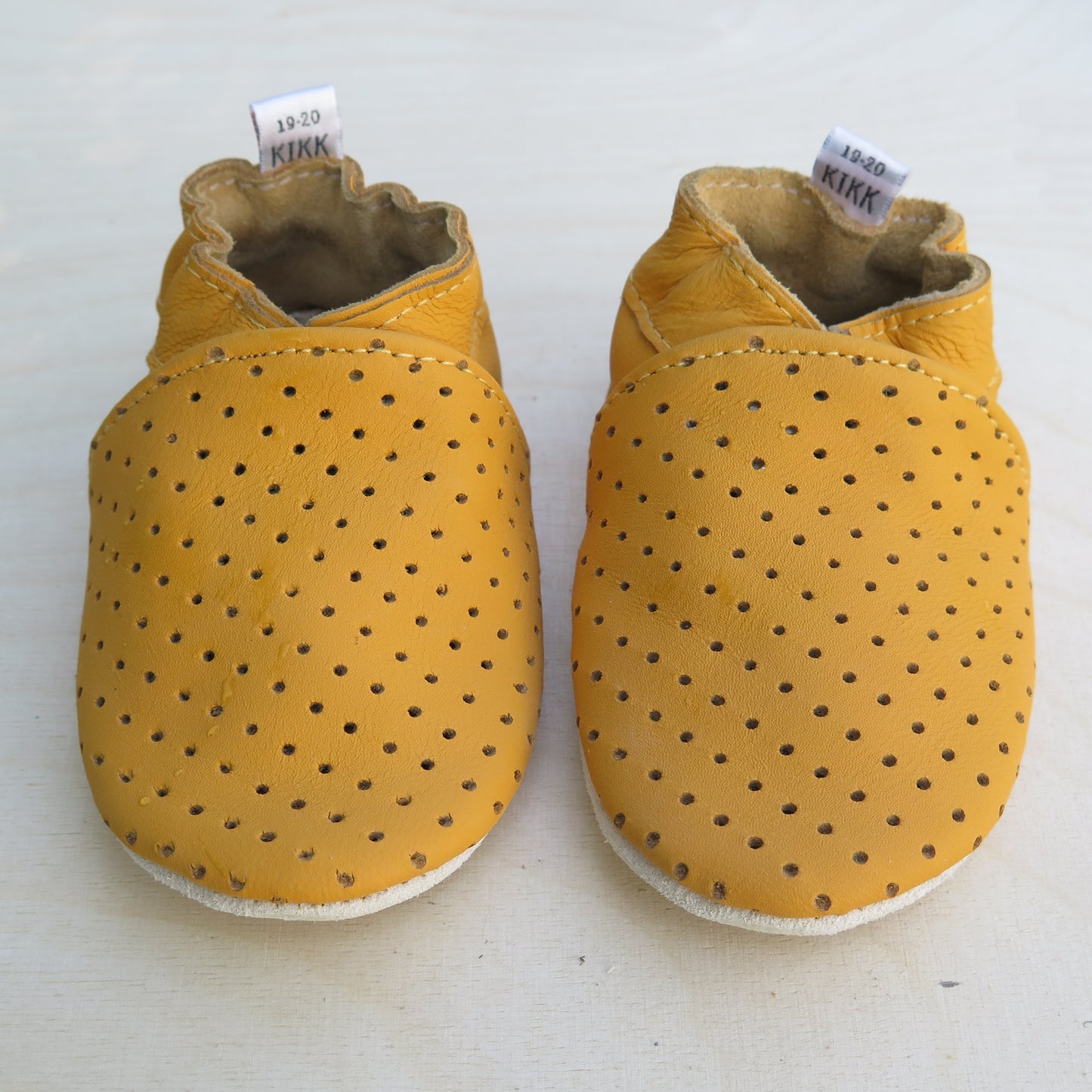 KIKK Reykjavík - Holur mjúkur sóli gulir