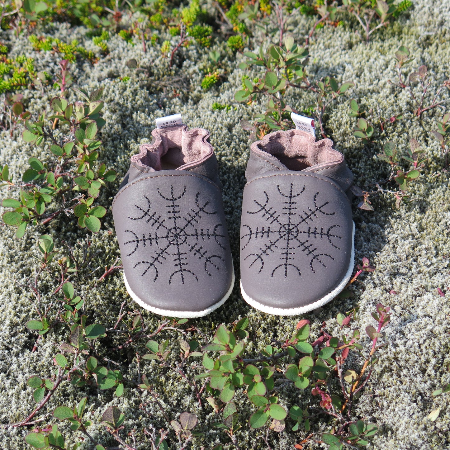 KIKK Reykjavík - Rúnir mjúkur sóli brúnir